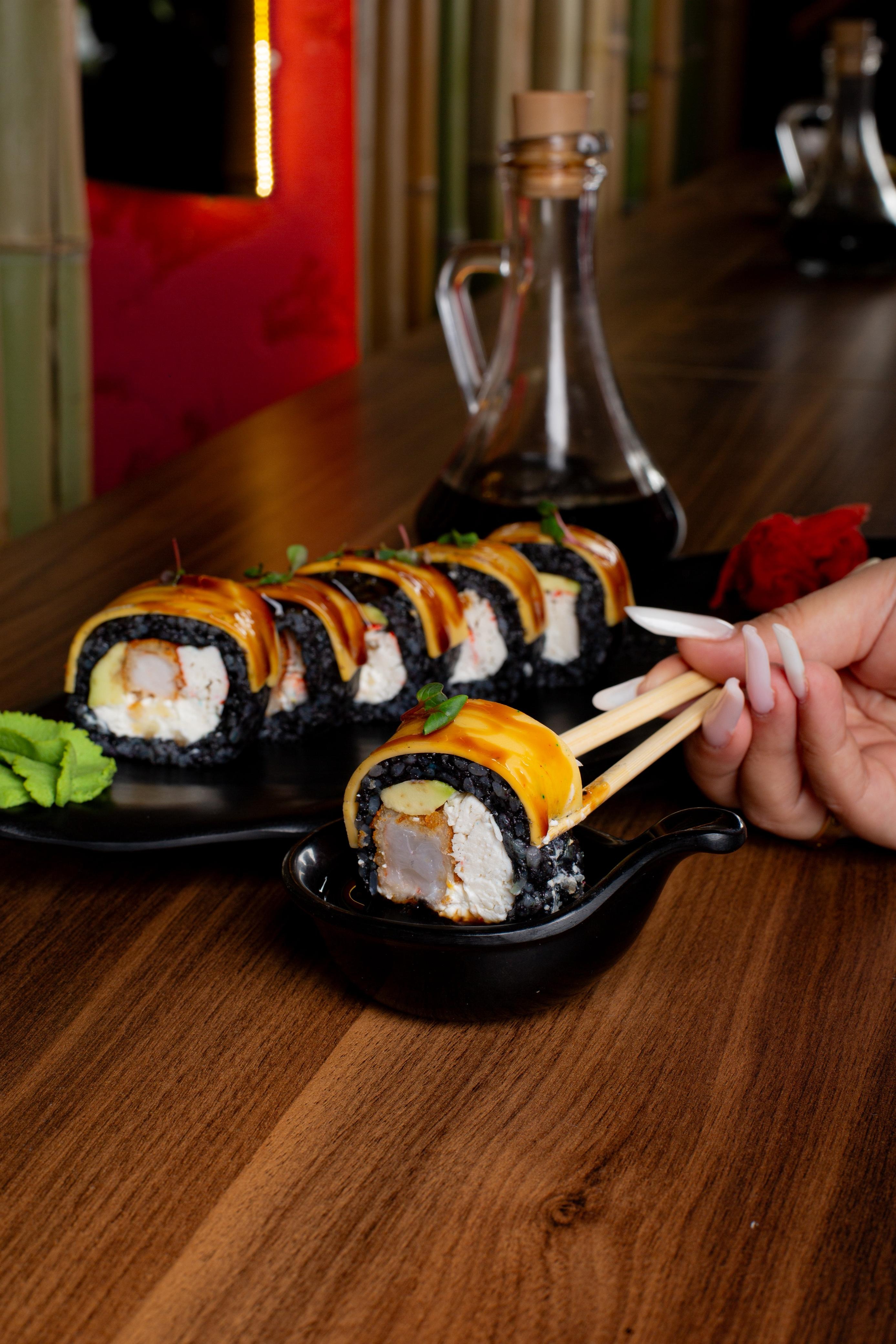 Блэк чиз ролл 8 штук