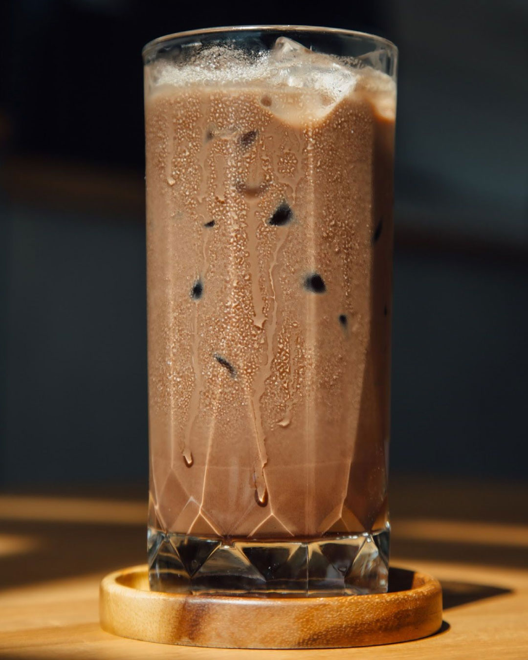 Ice Chocolate (W & B)