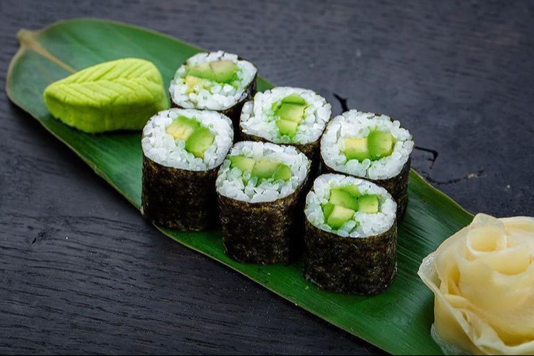 Avocado Maki 8 ədəd