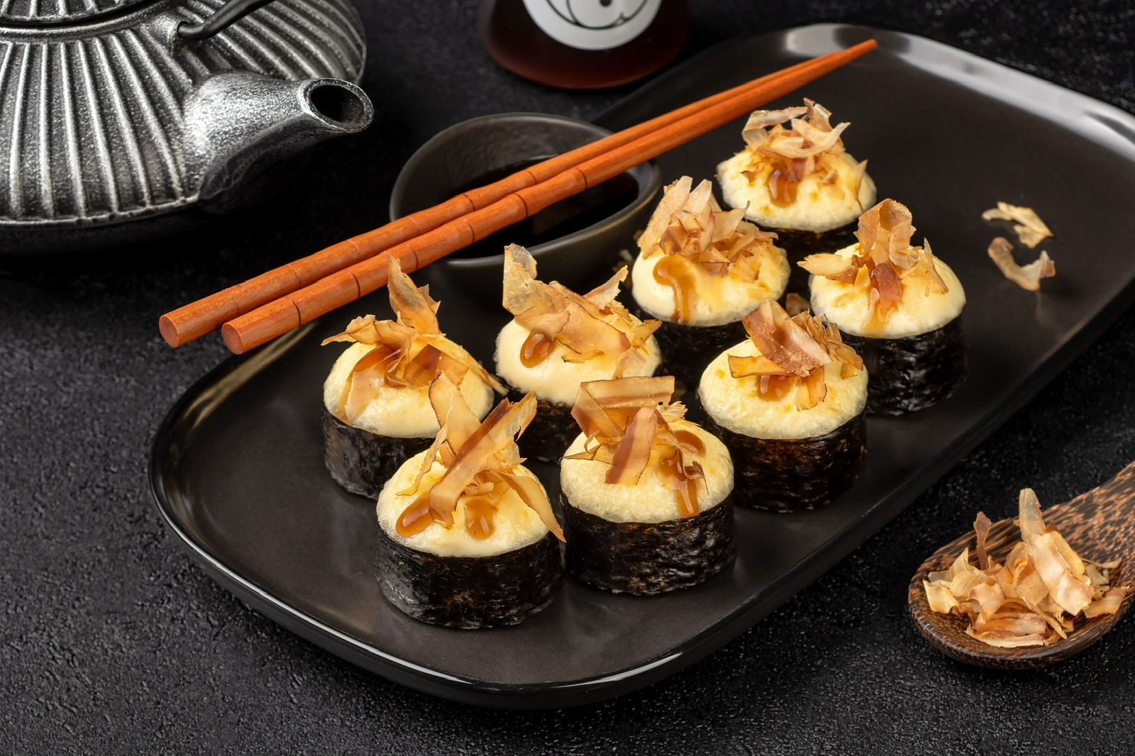 Baked Bonito roll 8 ədəd