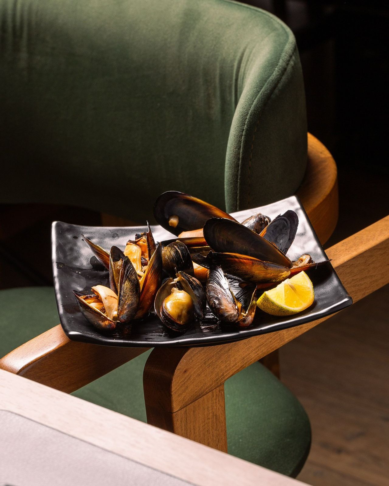 Midiya qara qapaq 7 ədəd